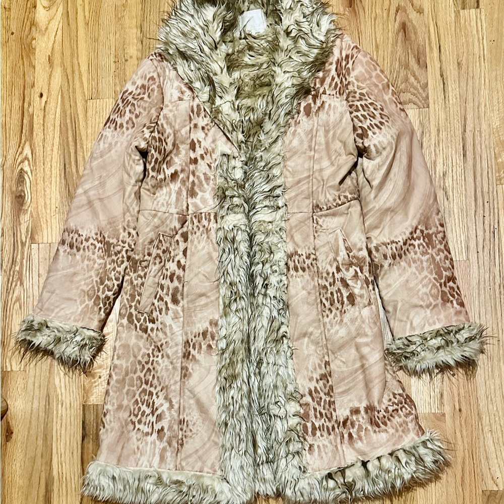 Chic Animal Print Coat with Faux Fur Trim